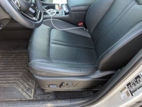 Certified 2025 Kia Sorento S w/ Panoramic Sunroof Package FWD image 13