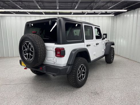 Used 2024 Jeep Wrangler Unlimited Rubicon image 6