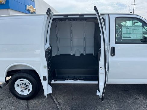 New 2025 Chevrolet Express 2500 w/ Driver Convenience Package RWD image 20