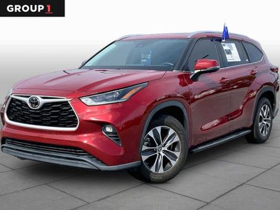 Used 2021 Toyota Highlander XLE