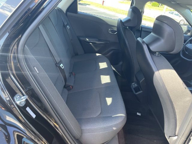 Used 2025 Kia K4 FWD image 36