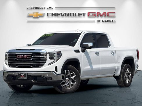 Used 2024 GMC Sierra 1500 SLT w/ SLT Premium Plus Package AWD/4WD image 7