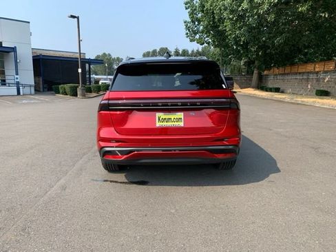 New 2026 Lincoln Nautilus Reserve AWD/4WD image 4