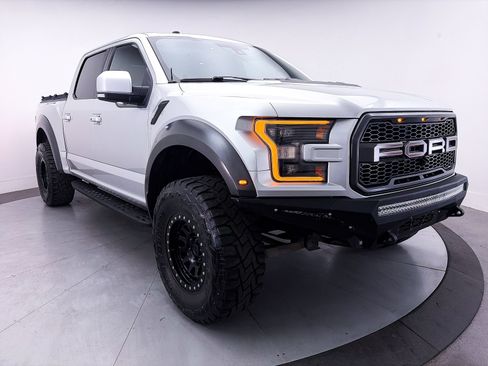 Used 2018 Ford F150 Raptor w/ Equipment Group 802A Luxury AWD/4WD image 13