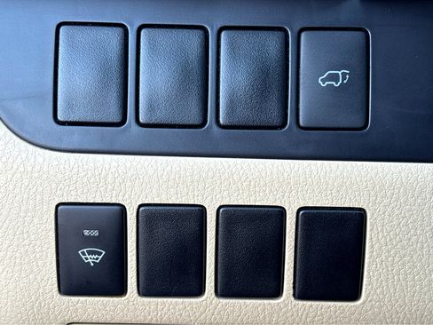 Used 2015 Toyota Highlander XLE image 13