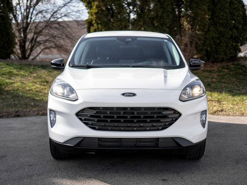 Used 2022 Ford Escape SEL w/ SEL Stealth AWD Package image 2