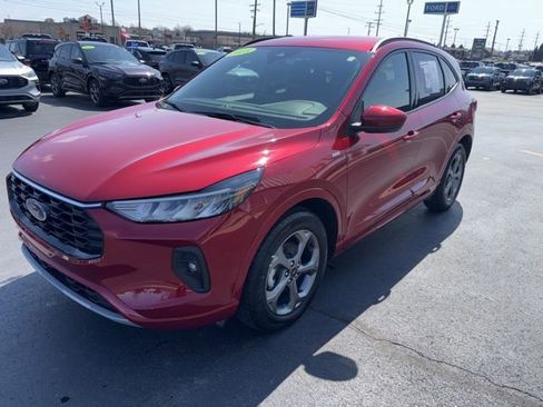Used 2023 Ford Escape ST-Line Select image 19