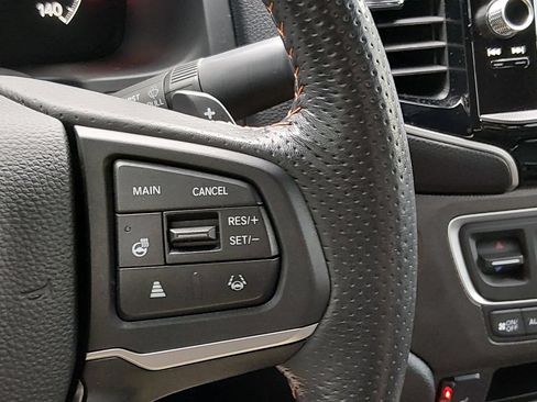 Used 2025 Honda Ridgeline TrailSport image 23