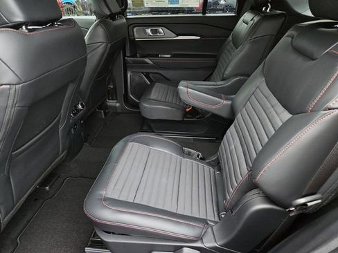 New 2026 Ford Explorer ST-Line w/ ST-Line Street Pack image 27