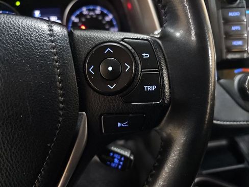 Certified 2018 Toyota RAV4 XLE image 12