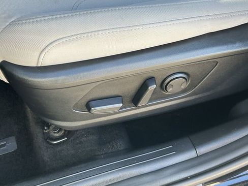 Used 2025 Hyundai Tucson SEL FWD image 22