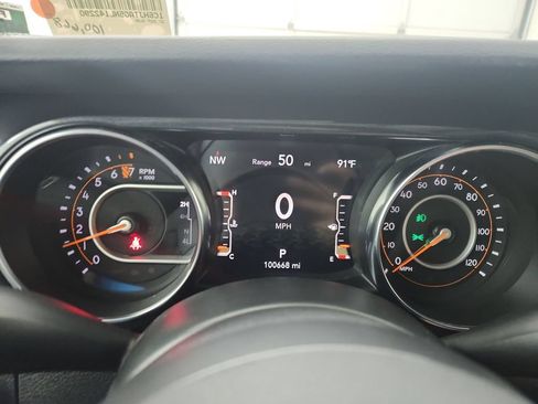 Certified 2022 Jeep Gladiator Sport AWD/4WD image 25
