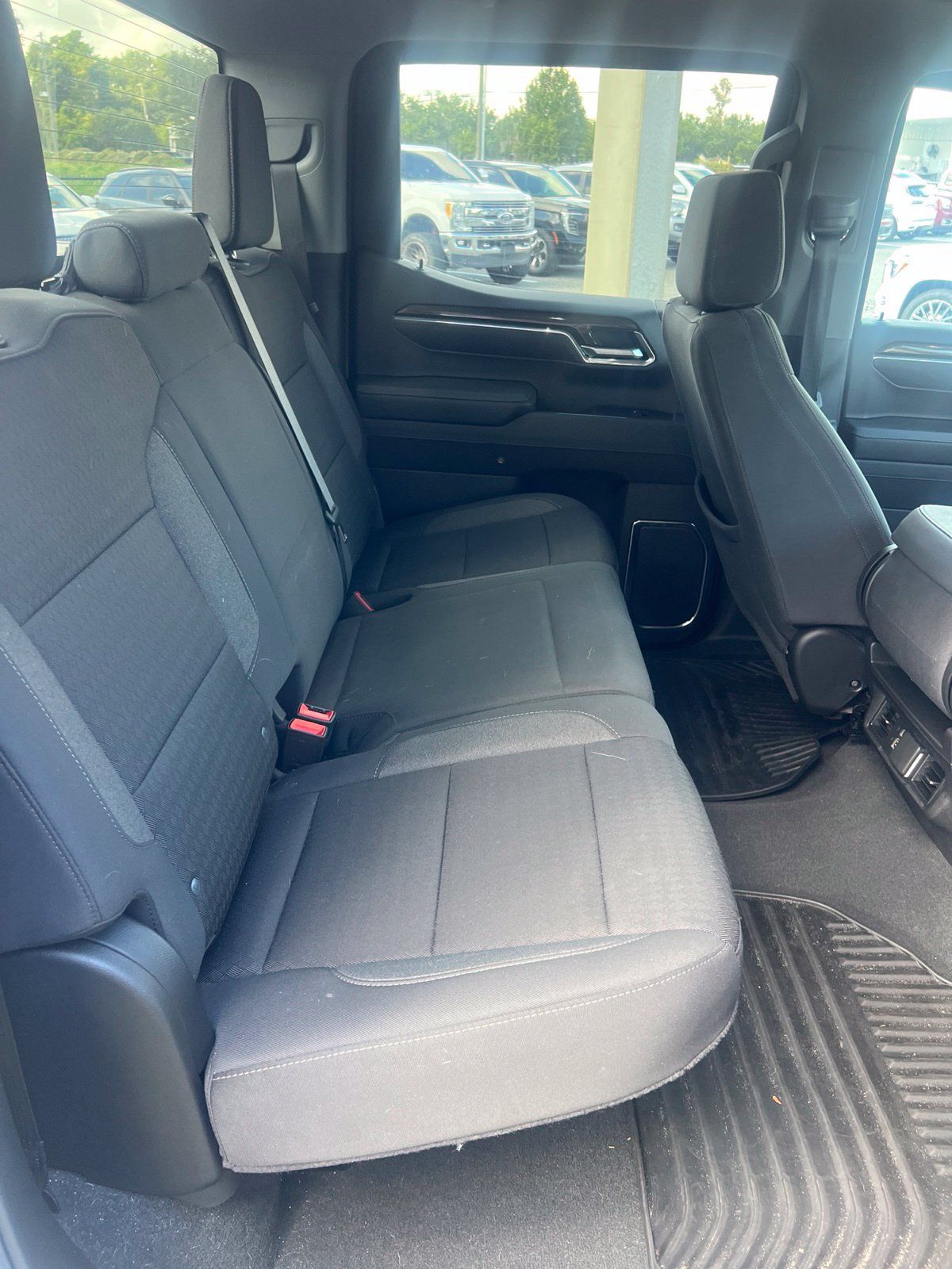 Used 2025 Chevrolet Silverado 1500 RST AWD/4WD image 13