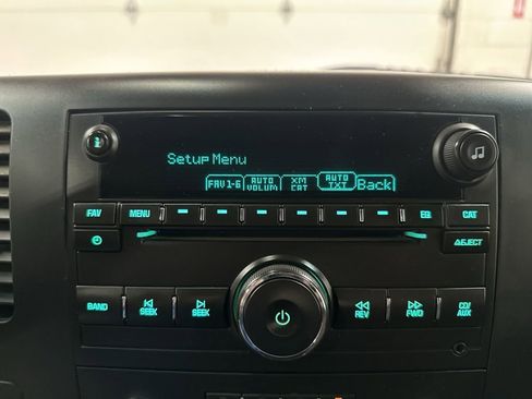 Used 2014 Chevrolet Silverado 2500 LT image 29