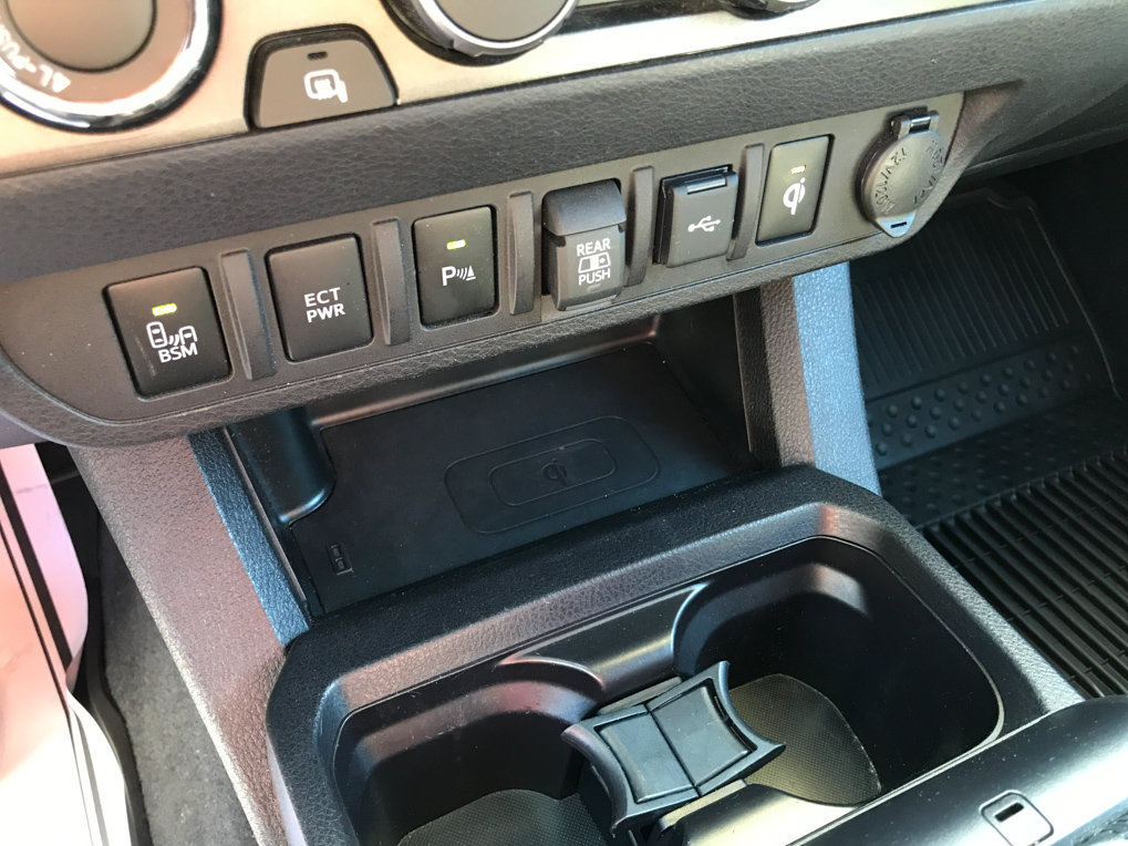 Certified 2023 Toyota Tacoma TRD Off-Road w/ Technology Package AWD/4WD image 21