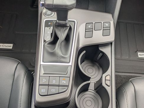 New 2026 Kia Sportage EX w/ EX Panorama Roof Package image 13