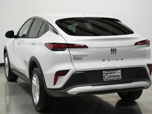 New 2025 Buick Envista Preferred image 6