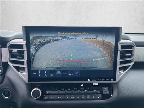 Used 2023 Toyota Tundra Limited image 14