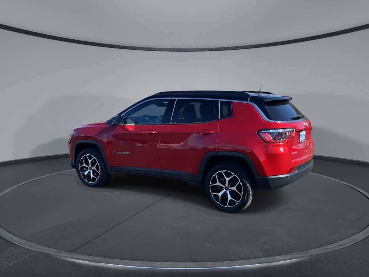 Used 2025 Jeep Compass Limited AWD/4WD image 7