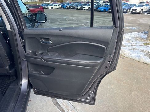 Used 2022 Honda Pilot Special Edition image 9