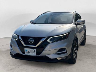 Certified 2022 Nissan Rogue Sport SL w/ Premium Package