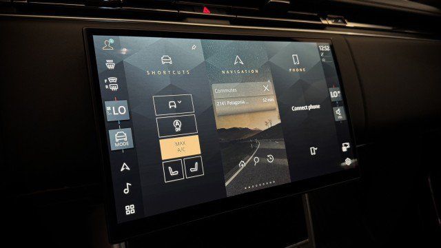 Used 2024 Land Rover Range Rover Autobiography AWD/4WD image 9