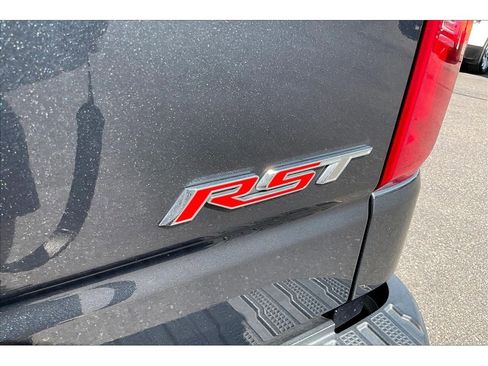 Used 2019 Chevrolet Silverado 1500 RST image 8