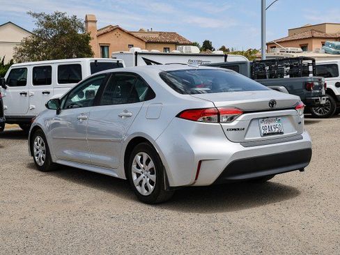 Used 2024 Toyota Corolla LE FWD image 6