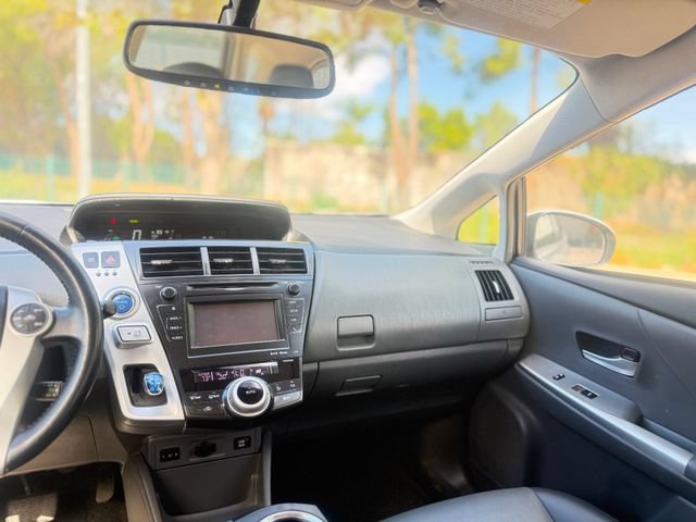 Used 2014 Toyota Prius V Five FWD image 19