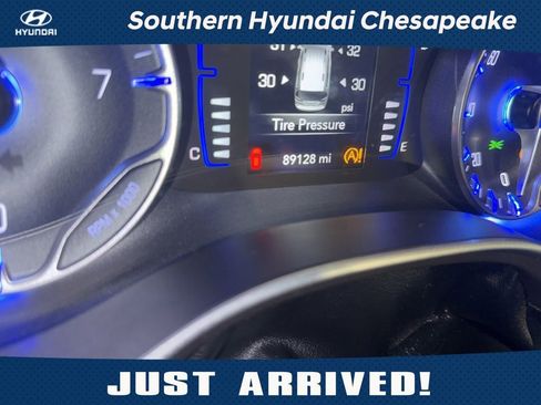 Used 2018 Chrysler Pacifica Touring Plus image 1