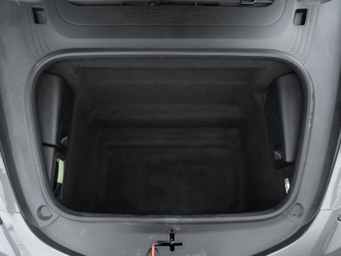 Used 2018 Porsche 718 Cayman image 31