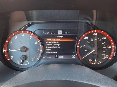 Used 2021 Nissan Titan PRO-4X w/ Pro-4x Convenience Package AWD/4WD image 17