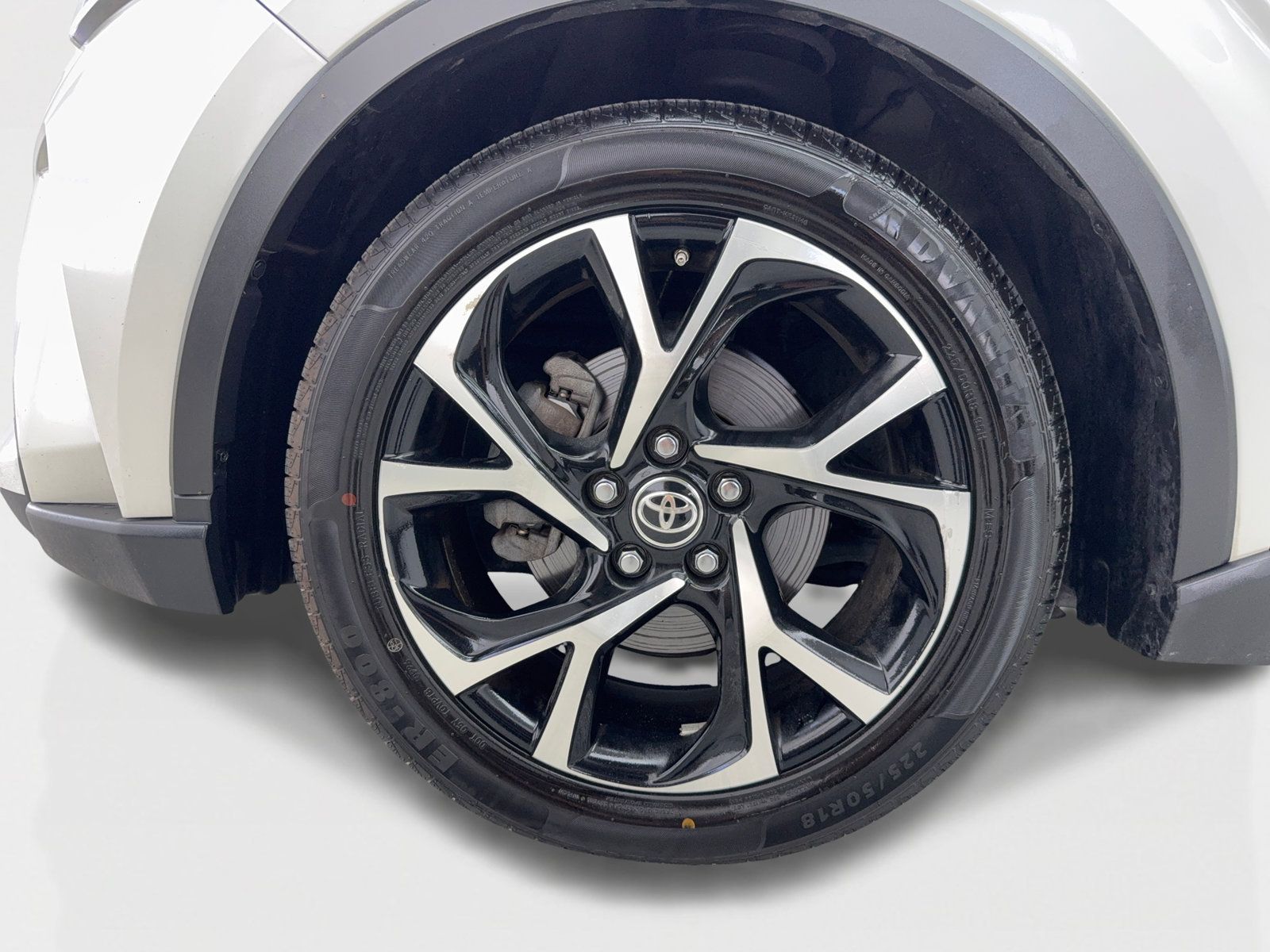 Used 2020 Toyota C-HR XLE FWD image 49