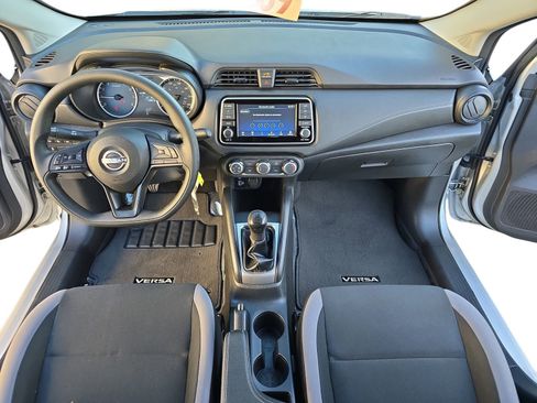 Used 2025 Nissan Versa S image 15