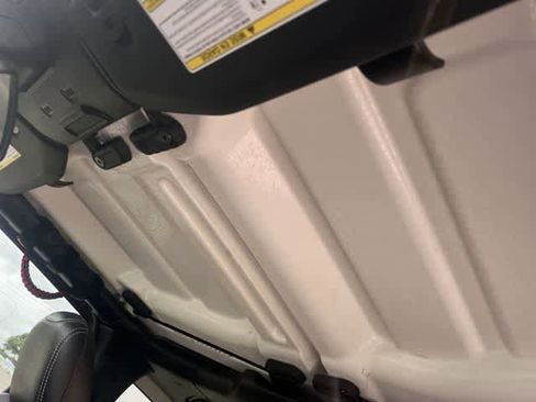 Used 2023 Jeep Wrangler Sport S image 32