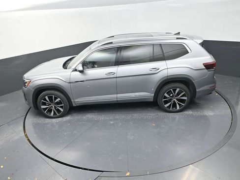 New 2026 Volkswagen Atlas SEL Premium R-Line AWD/4WD image 16