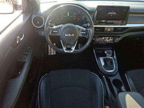 Certified 2022 Kia Forte GT-Line image 11