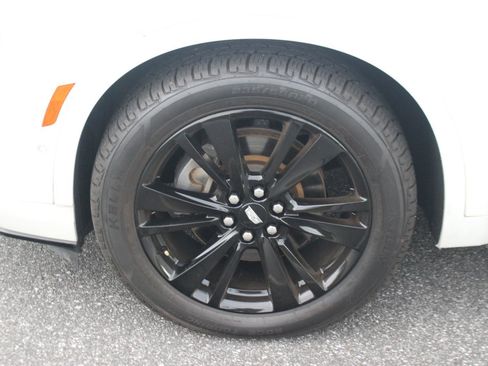 Used 2020 Cadillac XT6 Premium Luxury image 44