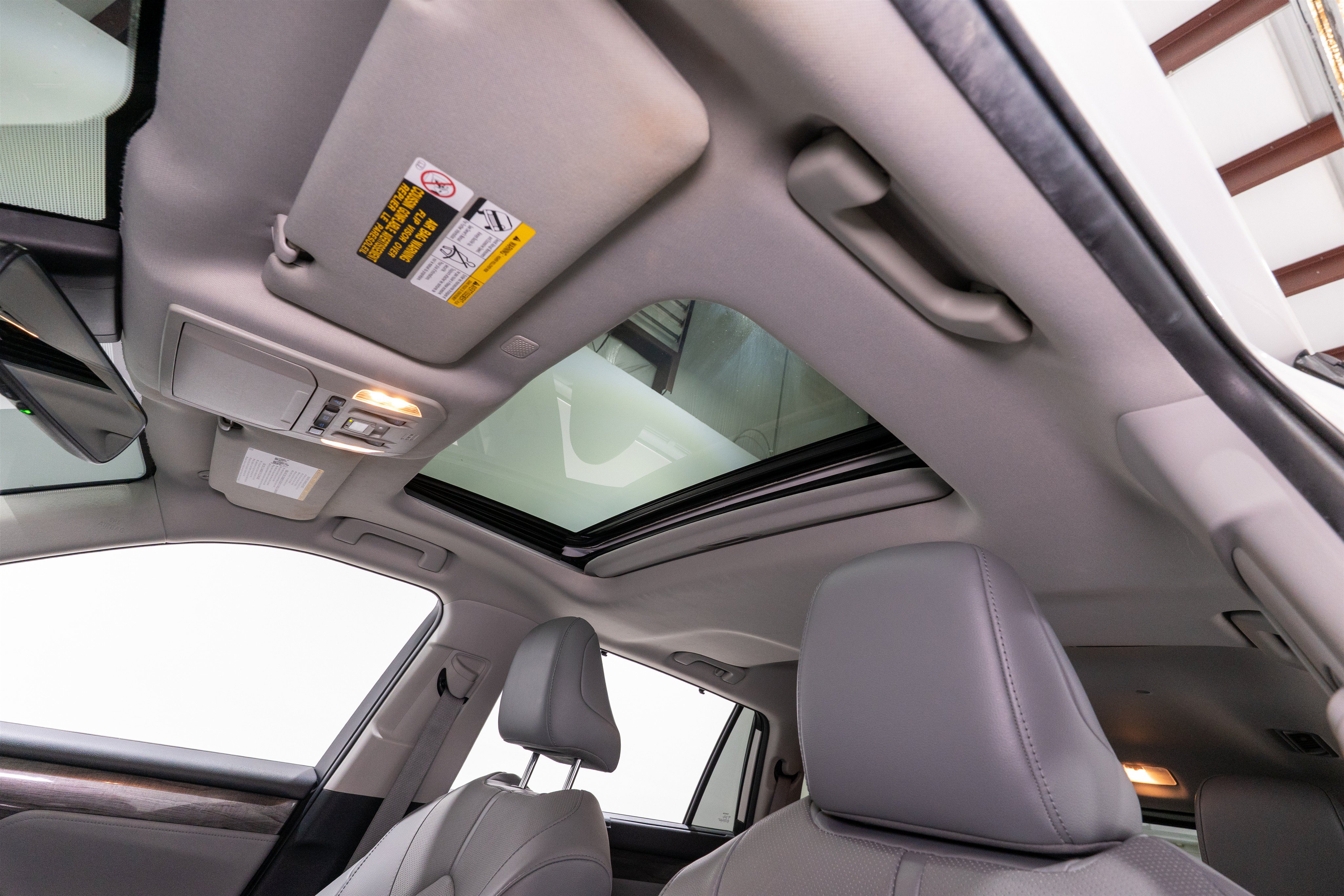 Used 2021 Toyota Highlander Limited FWD image 17