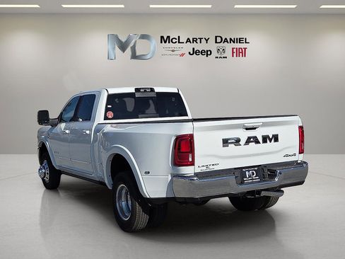 New 2026 RAM 3500 Limited image 4