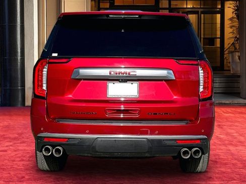 Used 2023 GMC Yukon Denali w/ Advanced Technology Package image 5