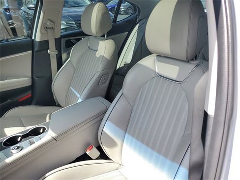 Used 2019 Genesis G70 3.3T Advanced w/ Elite Package image 10