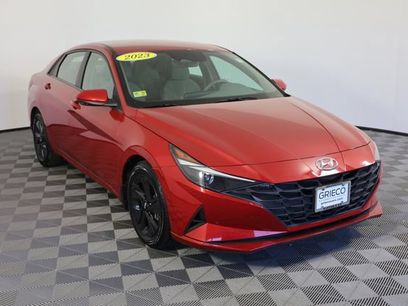 Used 2023 Hyundai Elantra SEL w/ Winter Weather Package