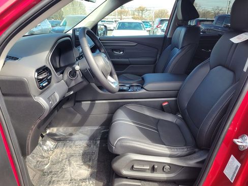 New 2026 Honda Pilot Touring image 14