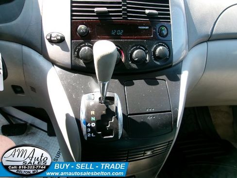 Used 2009 Toyota Sienna LE FWD image 13
