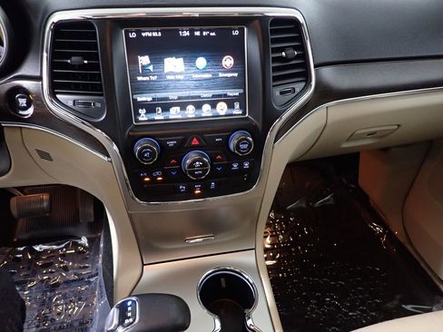 Used 2014 Jeep Grand Cherokee Limited AWD/4WD image 31
