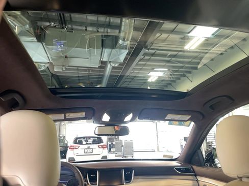 Used 2019 INFINITI QX50 Essential w/ Sensory Package image 7