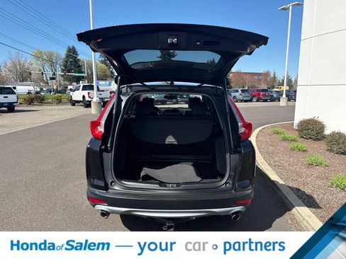 Used 2018 Honda CR-V Touring image 18