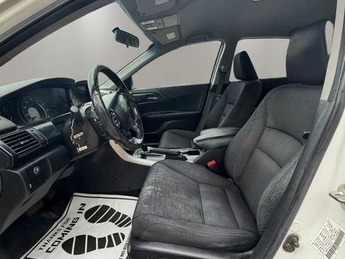 Used 2013 Honda Accord Sport image 9