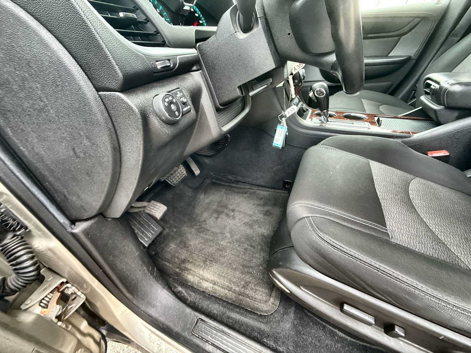 Used 2014 Chevrolet Traverse LT AWD/4WD image 31